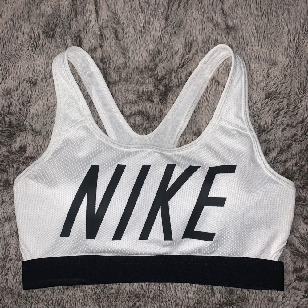 Nike Dri-Fit Mesh Sports Bra